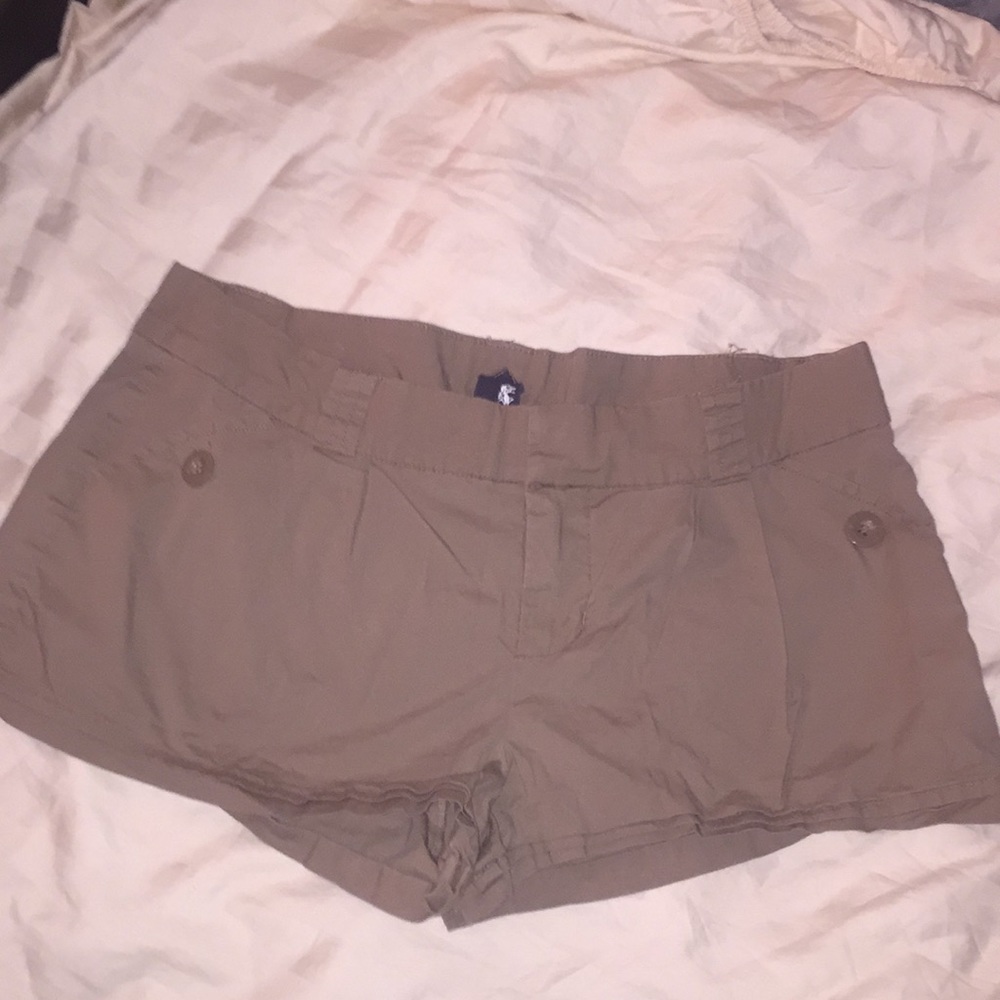 Women’s khaki shorts